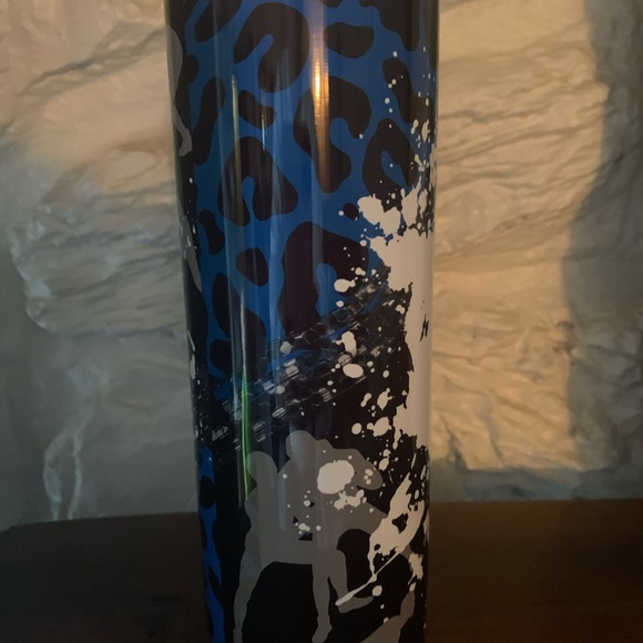 Wrestling 🤼‍♀️ Mom Messy Bun Tumbler 20oz Lid, Straw, Gift Box Included - Picture 3 of 8